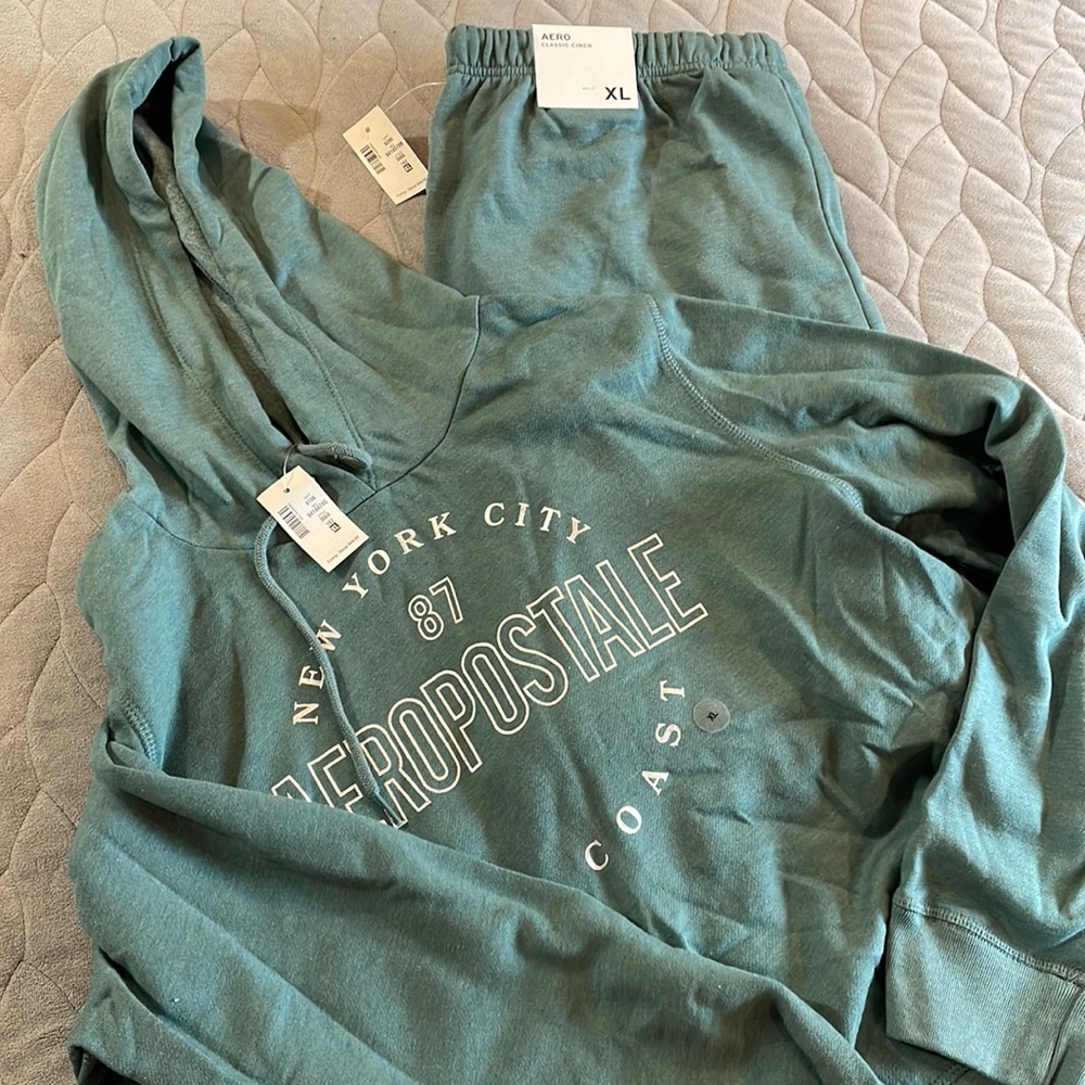 Aero hoodie and joggers